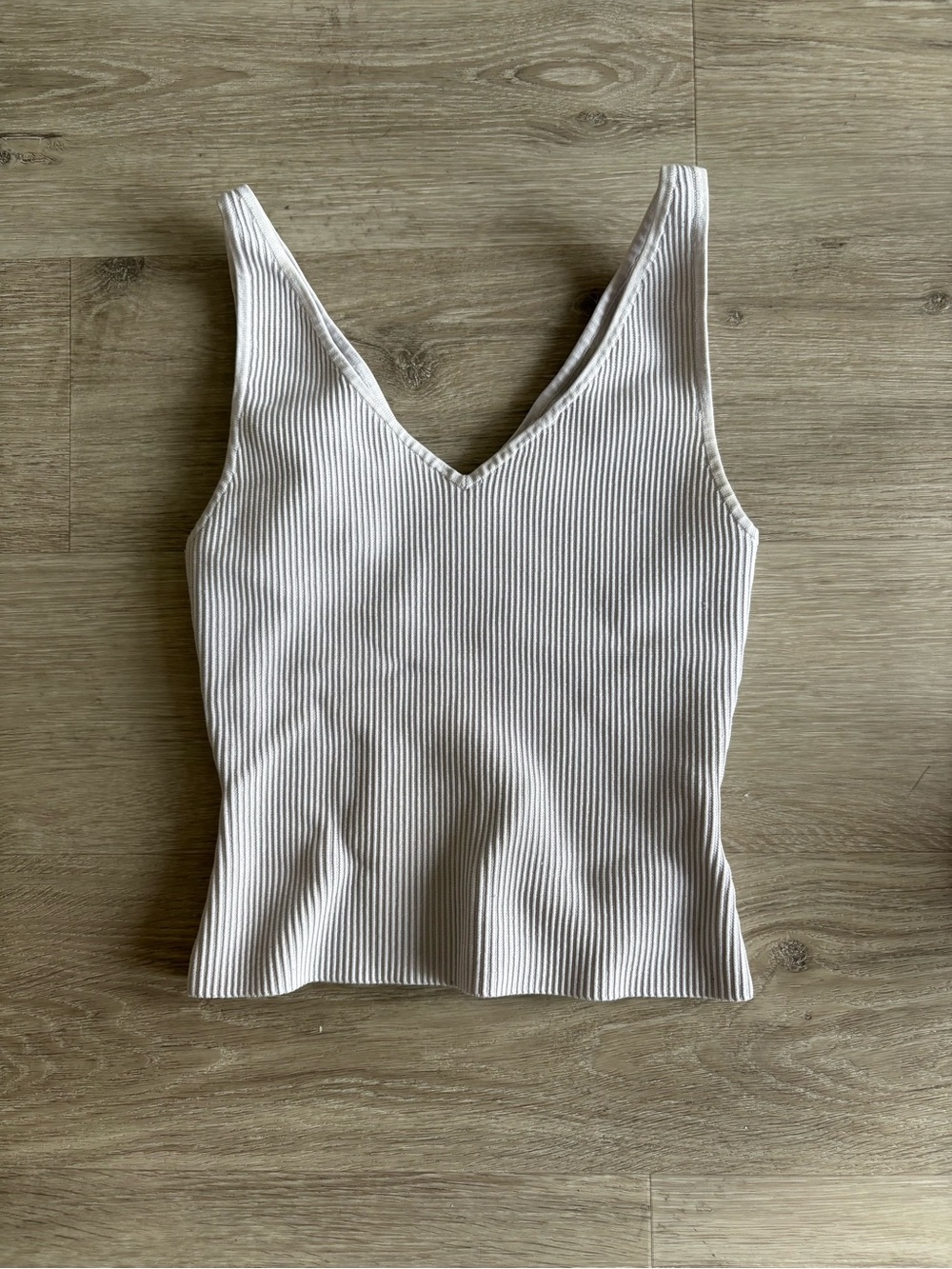 BABATON Sculpt Knit - V neck